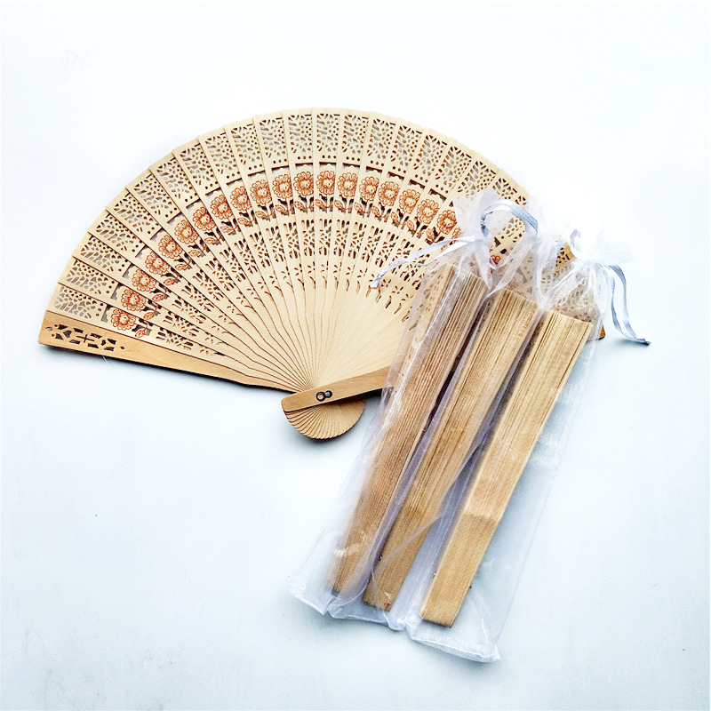 Hay en stock ventilador plegable de madera transfronterizo boda ventilador de madera con embalaje 4 tipos de embalaje opcional