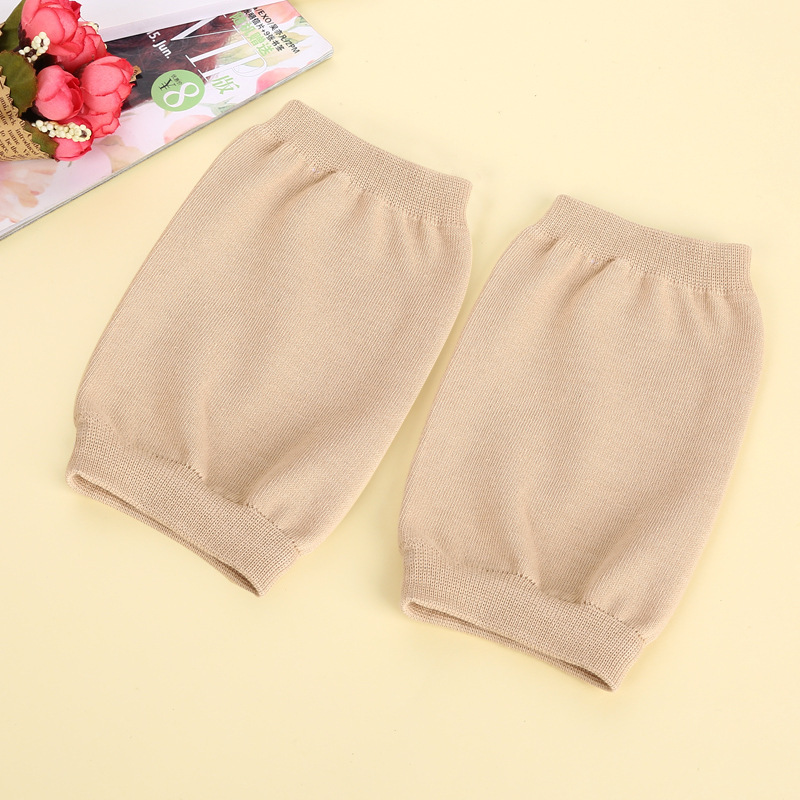 Summer Ultra-thin Knee Pads for Men and Women Air-conditioning Room Warm Knee Pads for Joint Sports Wear Non-marking Short Knee Pads for Women Summer Ultra-thin Knee Pads for Men and Women Air-conditioning Room Warm Knee Pads for Joint Sports Wear Non-marking Short Knee Pads for Women