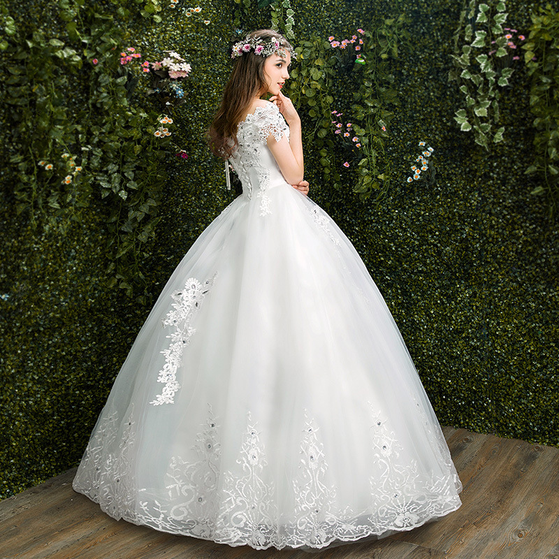 Vestido de novia estilo 2026 para novias, con hombros descubiertos y cola, de cintura alta, que cubre el abdomen, de tul ligero estilo francés, estilo Hepburn, de una pieza, al por mayor. image 8