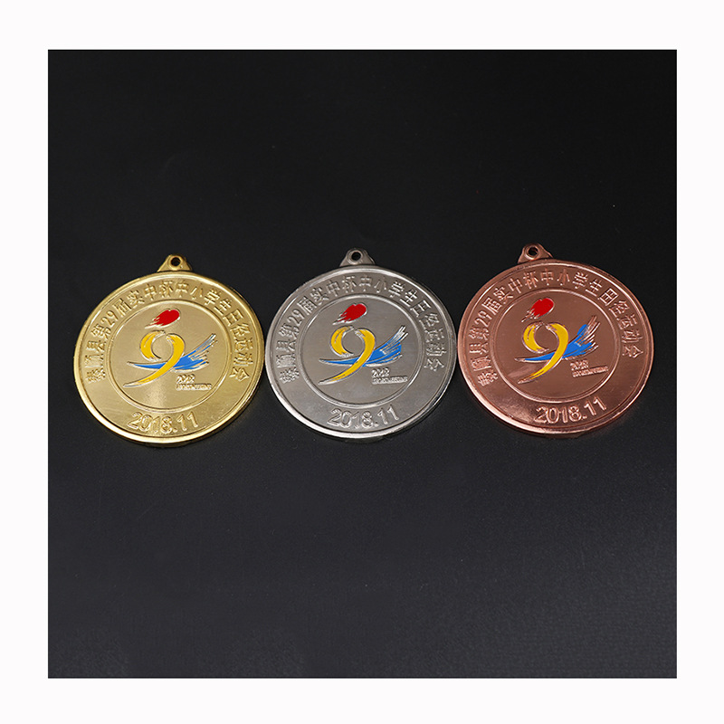 Gran cantidad de descuento insignia de metal personalizado Insignia de clase insignia medalla de estudiante insignia niños recompensa medalla pequeña image 5