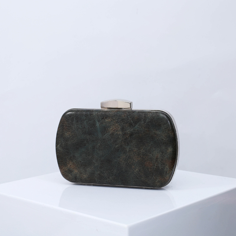 Nueva moda europea y americana de gradiente de PU bolso de noche de las mujeres de la cadena de un hombro de mano bolsa de banquete axila de entrega de una sola pieza