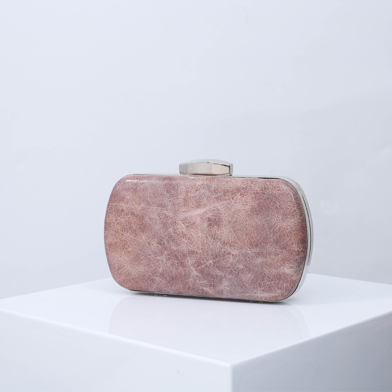 Nueva moda europea y americana de gradiente de PU bolso de noche de las mujeres de la cadena de un hombro de mano bolsa de banquete axila de entrega de una sola pieza