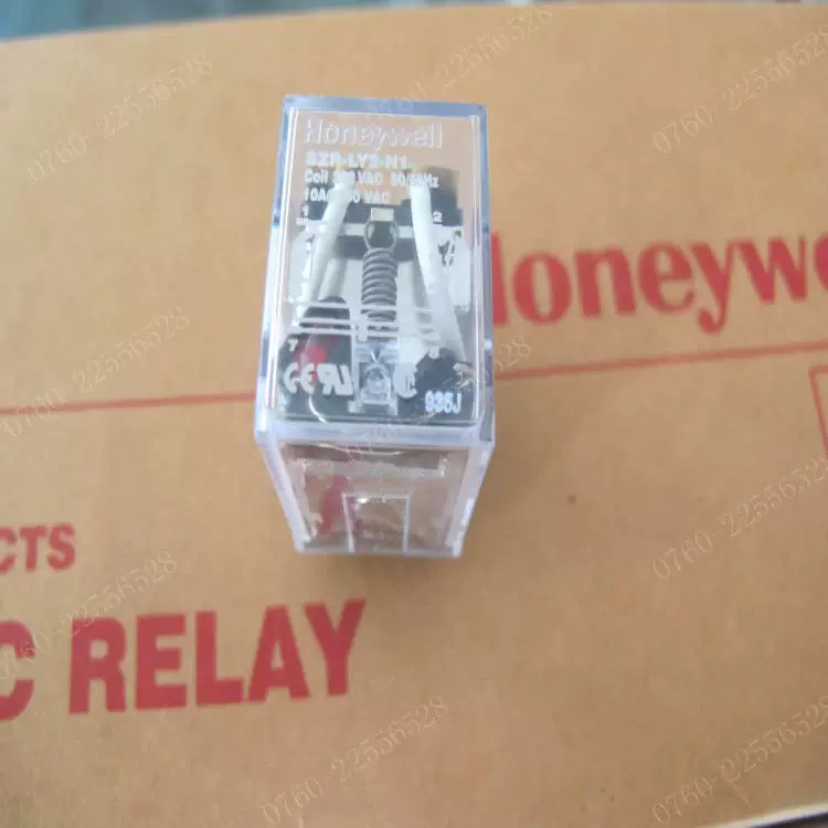 Реле HoneYWell SZR-LY2-N1 220В новое SZR-LY2-S-N1
