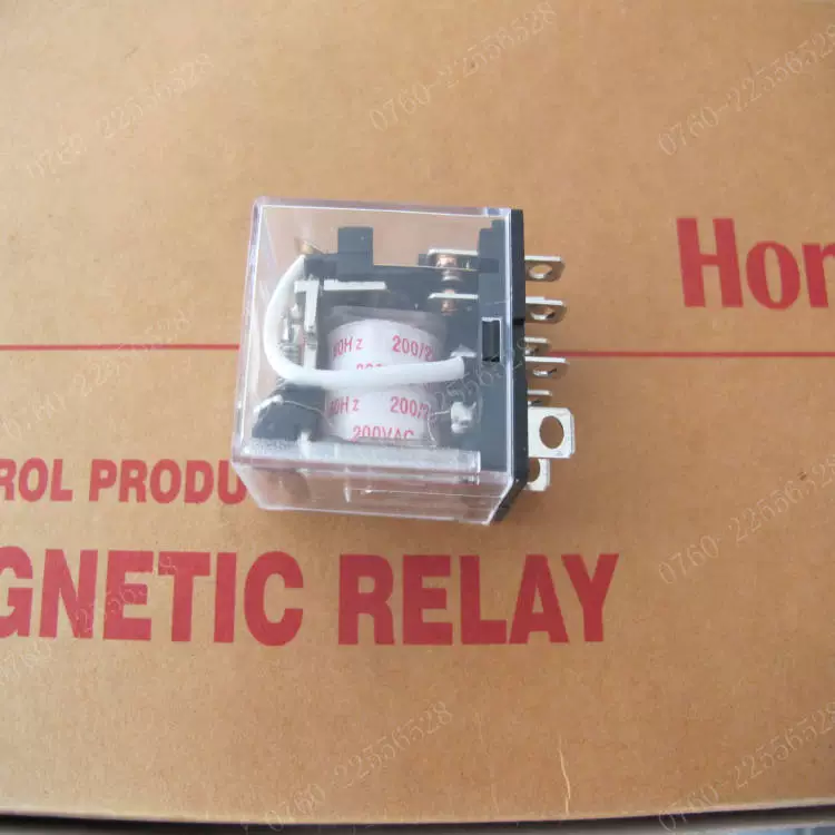 Реле HoneYWell SZR-LY2-N1 220В новое SZR-LY2-S-N1