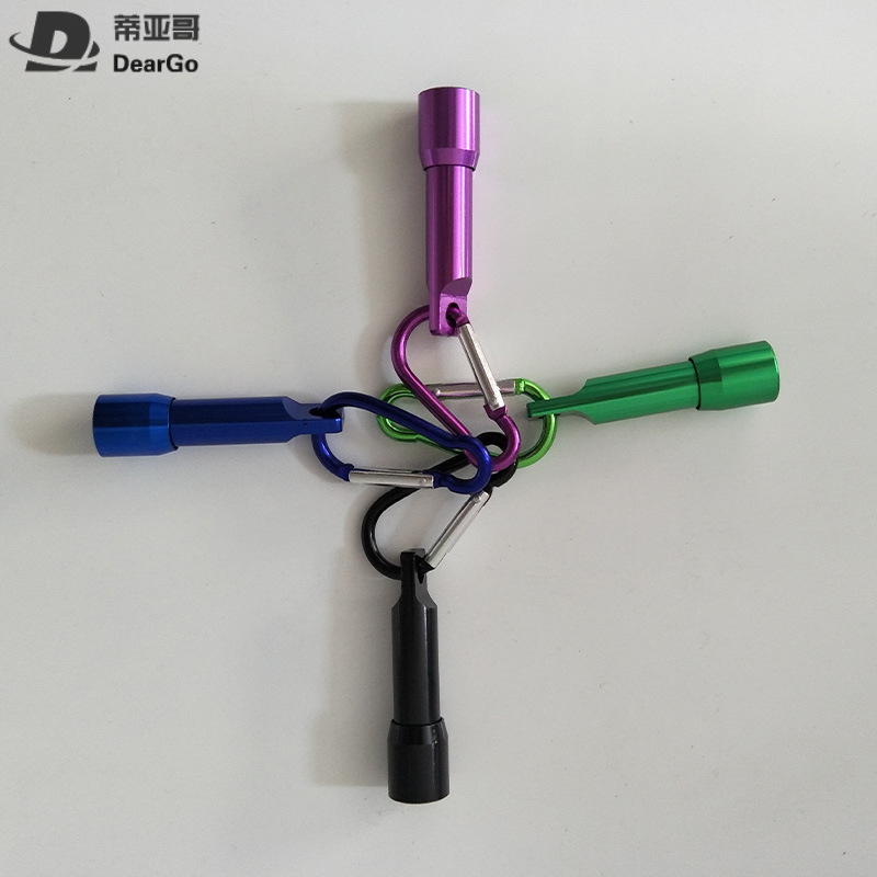 登山钥匙扣强光小手电筒创意迷你LED灯钥匙扣个性旅行照明工具