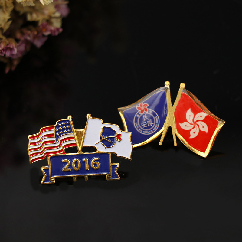 Venta al por mayor de insignias metálicas, monedas conmemorativas, broches, insignias escolares, monedas de plata, medallas, logotipos de clubes de automóviles, con impresión de logotipo.