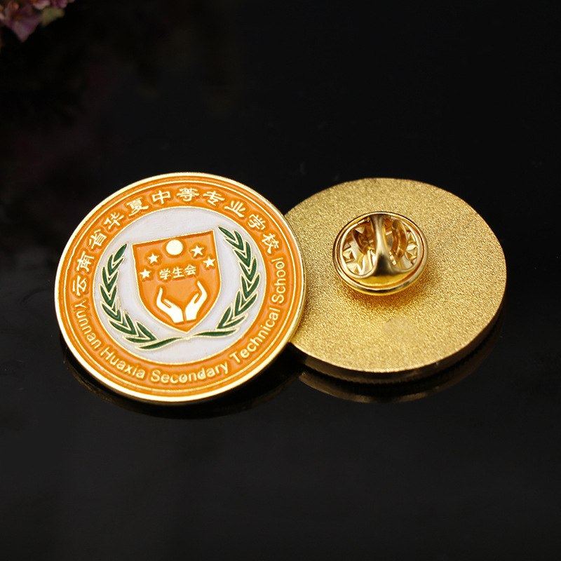 Venta a largo plazo insignia de personalidad de metal redondo estampado insignia aniversario empresa pin pintura