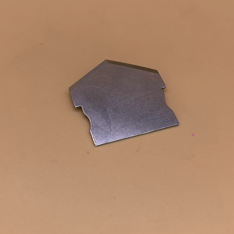 长期供应三角塑料切管机备用刀片 耐磨耐用三角刀片异形切片