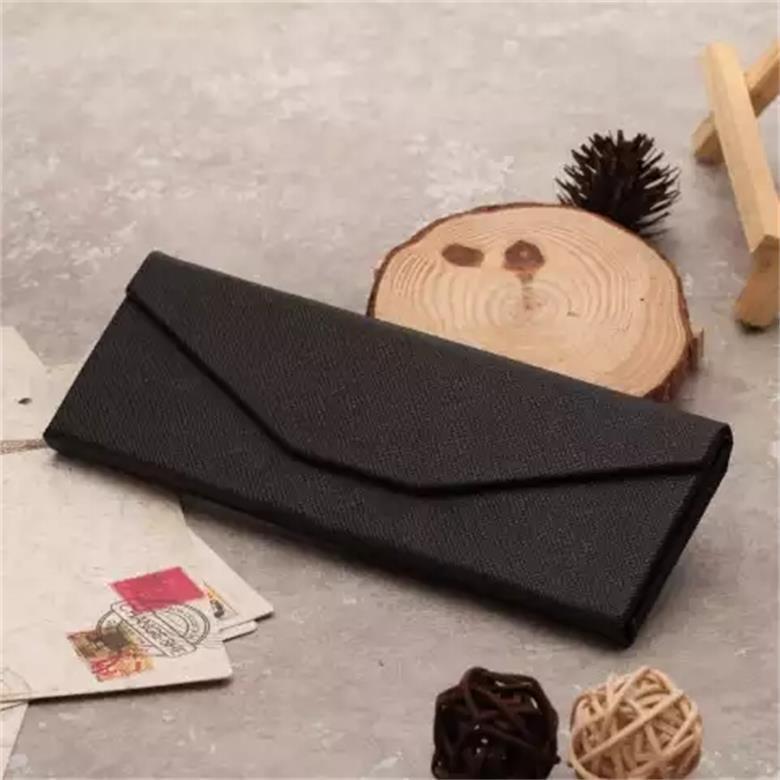 Glasses box folding triangle portable myopia sunglasses box black three-dimensional cross pattern leather manufacturers wholesale