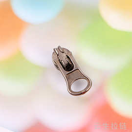 拉头拉片 多规格拉链头短板头金属拉链拉头 电白喷漆尼龙拉链头