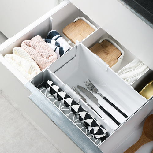 Amazon desktop storage box plastic kitchen refrigerator tableware classification facial mask organizer box can be stacked at right angles for storage