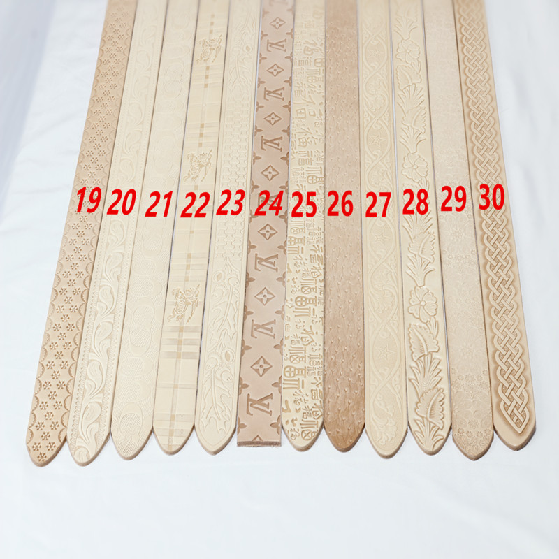 Italiano de tres lados recto 38MM de ancho de color primario de cuero curtido vegetal en relieve tira de la correa primera capa de piel de vaca de color primario tira de la correa