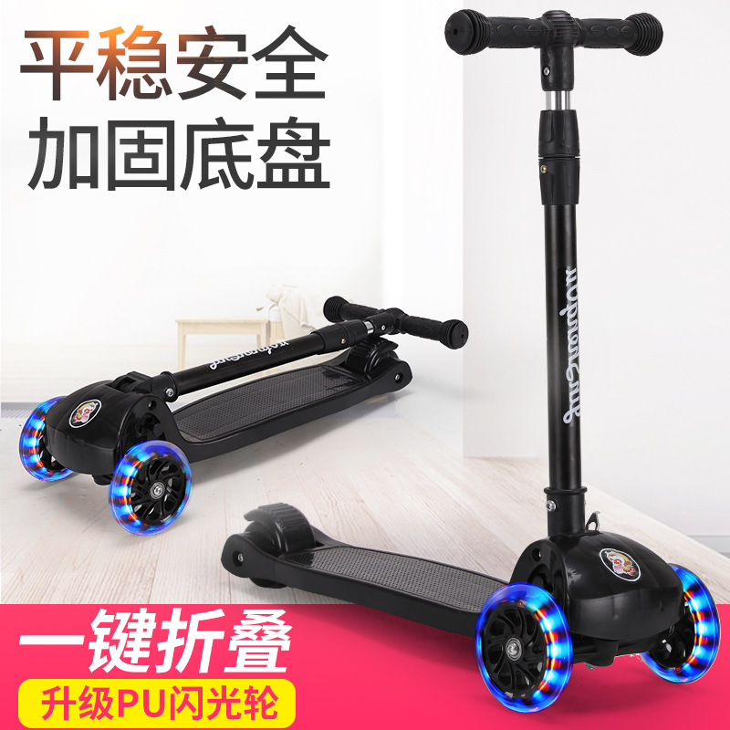 Patinete infantil plegable con luz, cuatro ruedas, para niños 1–12 años