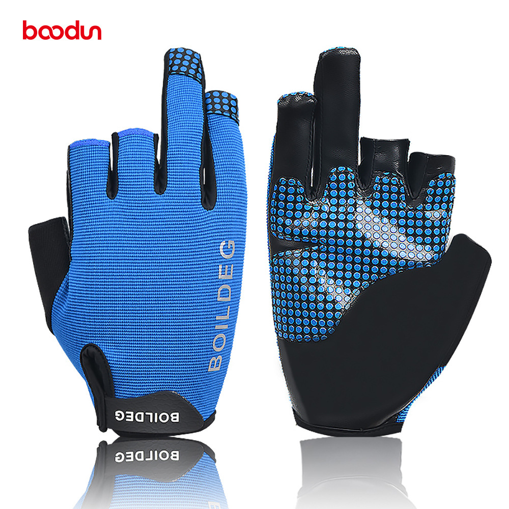 Borden's new gloves are non slip and have reflective handguards for outdoor fishing_voghion.com