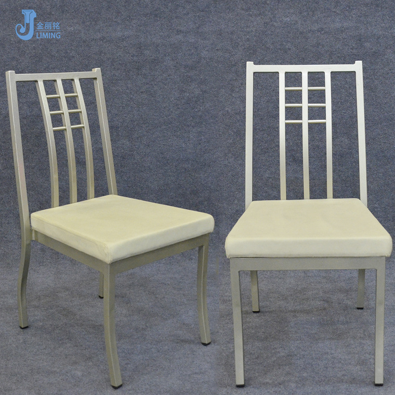 Fábrica al por mayor de alta gama comedor silla Hotel Silla de metal comida rápida restaurante mesa y silla Silla de comedor silla suave silla trasera