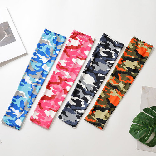 Sizing Up Large Men's Camouflage Sleeve Covers, Glove Guards, Arm Guards, Ice-Silk Sleeves for Men and Women, Outdoor Cycling and Fishing Sleeve Sets