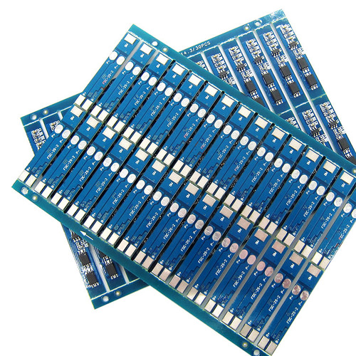 Protection board for 2-series 7.4V or 8.4V lithium battery pack, with 3A current protection against overcharge and overdischarge