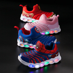 キャタピラーチャイルドシューズ 2025 春と秋の男の子用 LED 発光子供用メッシュスポーツシューズ女の子と赤ちゃん用ライトアップシューズ