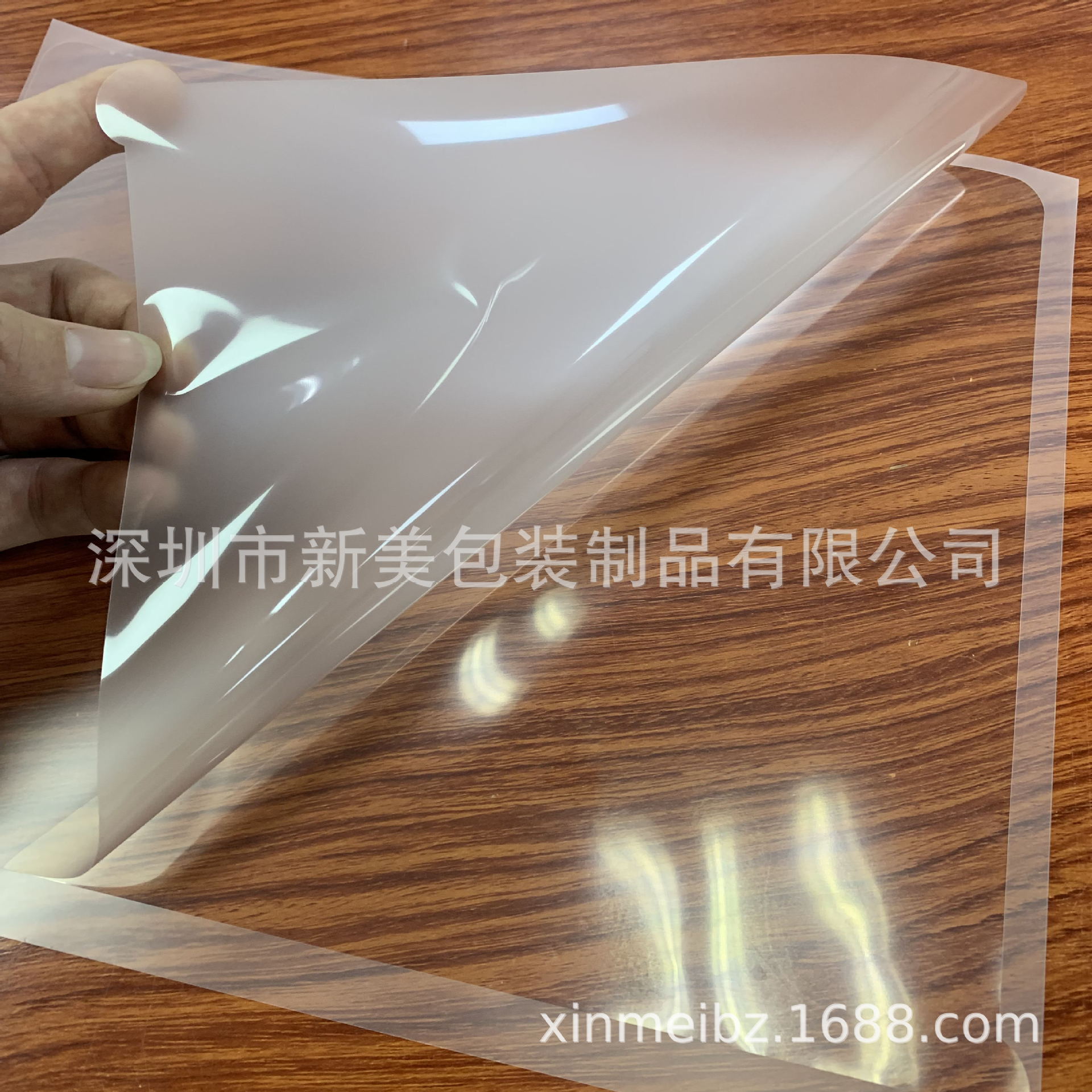 厂家供应 雾面磨砂保护膜 大尺寸保护膜 亚克力胶磨砂膜 硅胶磨砂