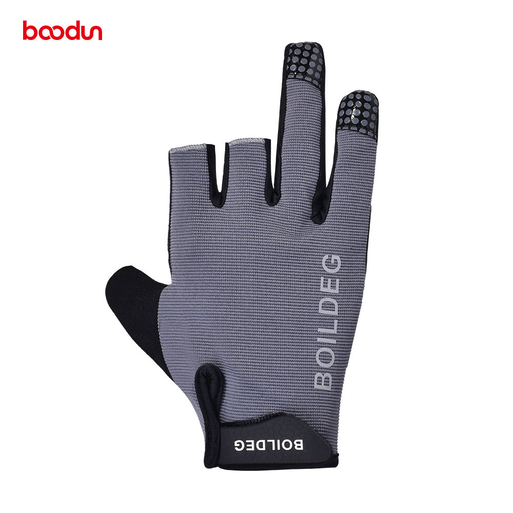 Borden's new gloves are non slip and have reflective handguards for outdoor fishing_voghion.com