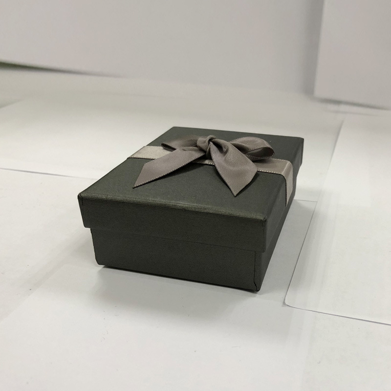 Fábrica al por mayor collar pendientes anillo caja de embalaje caja de pulsera caja de joyería arco cartón