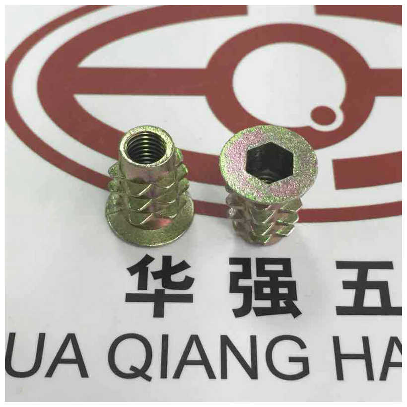 厂家批发 锌合金内外牙 螺母链接件 带介六牙5×13