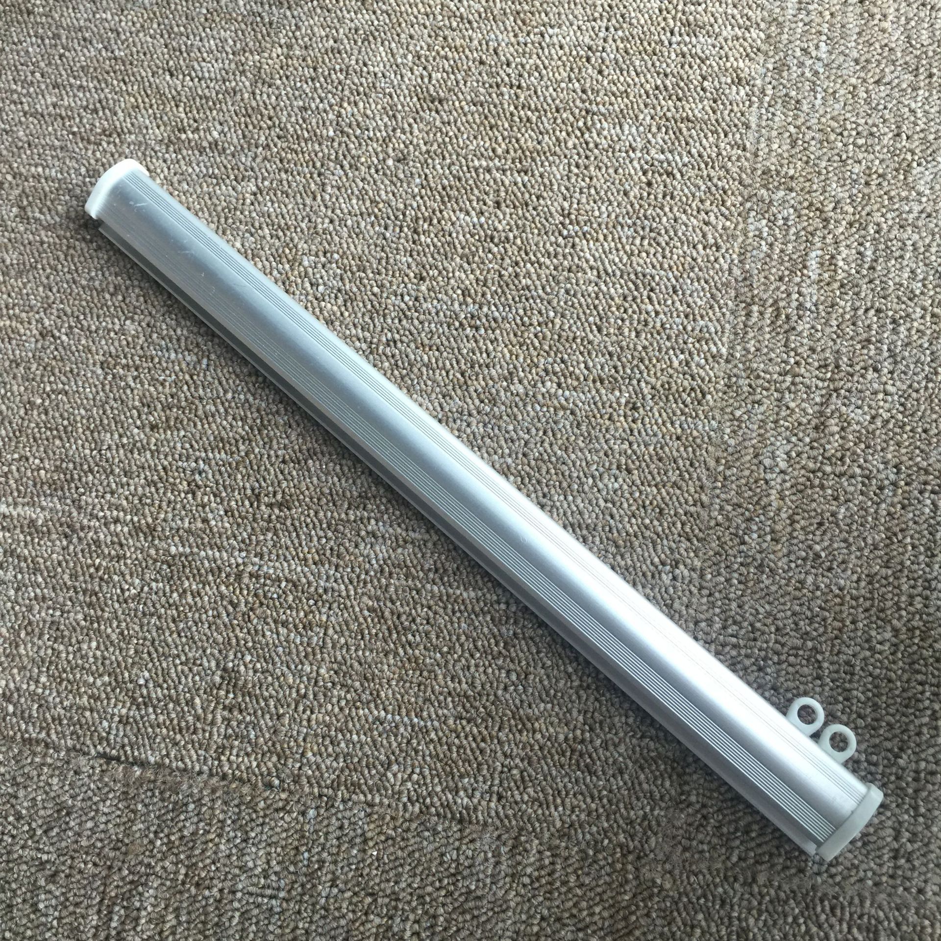 热销中滚轴海报展示杆气氛旗杆挂画轴杰派展柜多功能卷轴