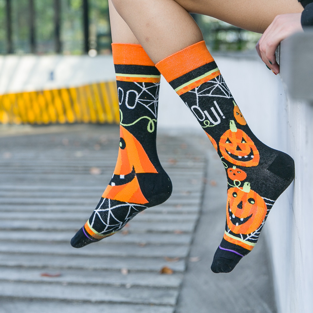 2025d Ins Trend Mid-Calf For Women And Men Couple AB Asymmetric Long Halloween Pumpkin Flower Socks_voghion.com