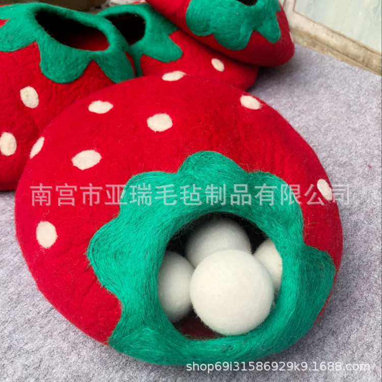 羊毛一体宠物窝 毛毡房子  保暖羊毛毡窝 半封闭式蛋蛋窝