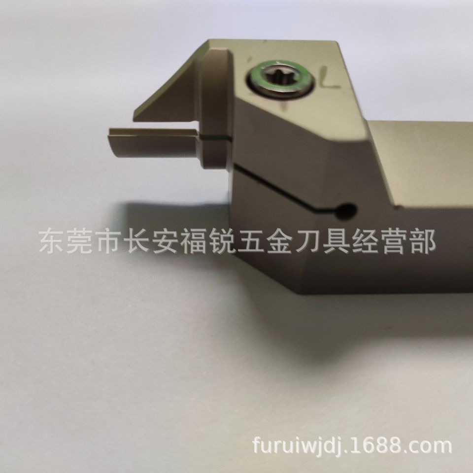 DGFR-20-28-3T15   三井端面开槽刀杆  三井刀杆