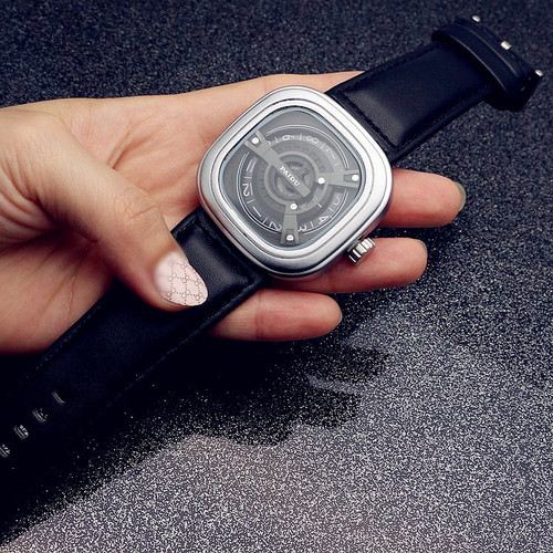 Punk style square turntable boys' watch, trendy men's turntable fashion watch, versatile belt, quartz watch, foreign trade watch