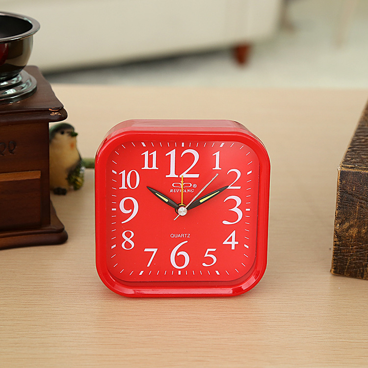 Directo de fábrica Grande digital simple tridimensional moda decoración del hogar despertador estudiante mudo creativo despertador pequeño reloj despertador