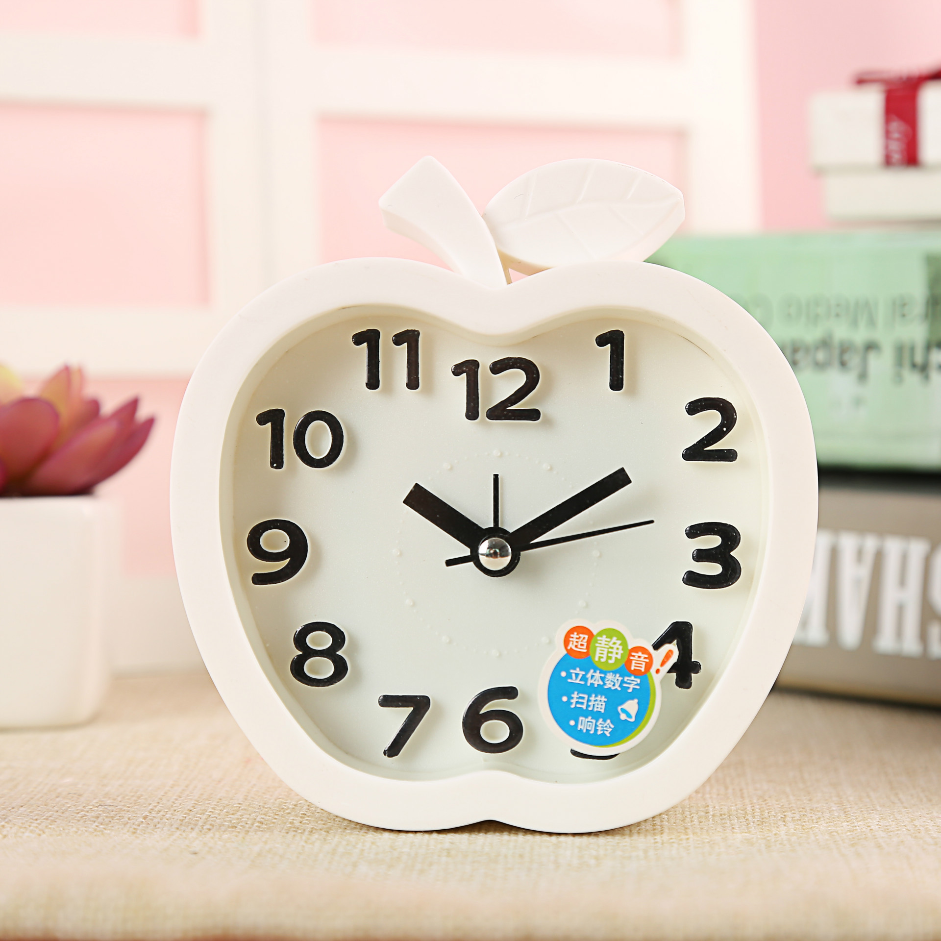 Directo de fábrica creativa Apple pequeño despertador decoración Linda decoración reloj estudiante niños dormitorio salón reloj
