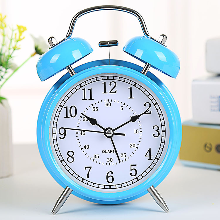 Suministro directo de fábrica 4 pulgadas reloj digital estudiante hogar inteligente alarma reloj de noche escritorio metal decoración pequeño despertador