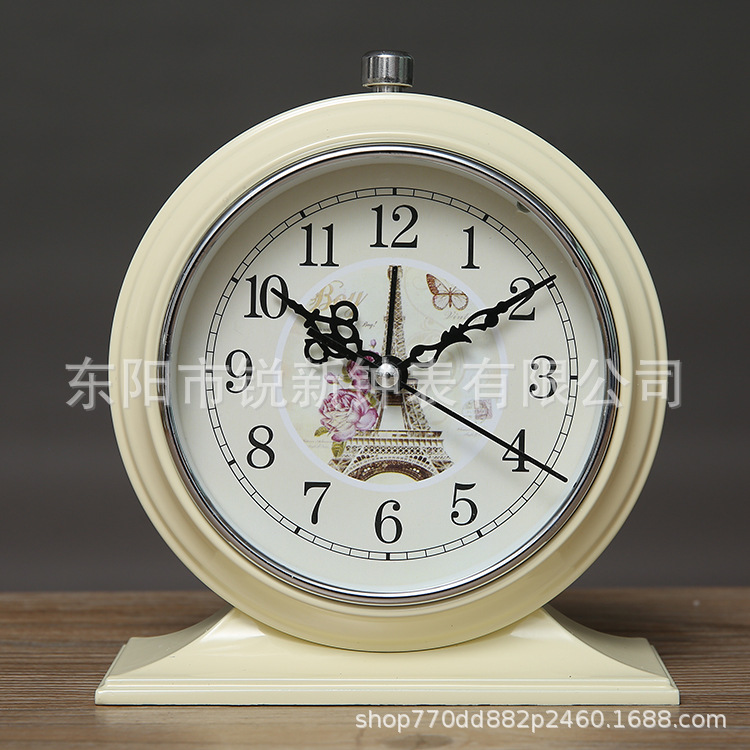 Directo de fábrica Nordic creativo retro metal pequeño reloj estudiante personalidad regalo papelería dormitorio salón despertador