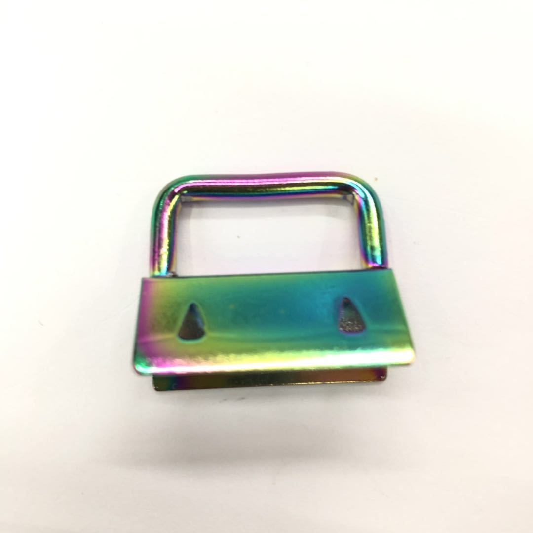 Fábrica al por mayor bolsa de siete colores clip de cola teléfono móvil cinta clip de cola fieltro bordado accesorios cola clip colgante eléctrico calidad