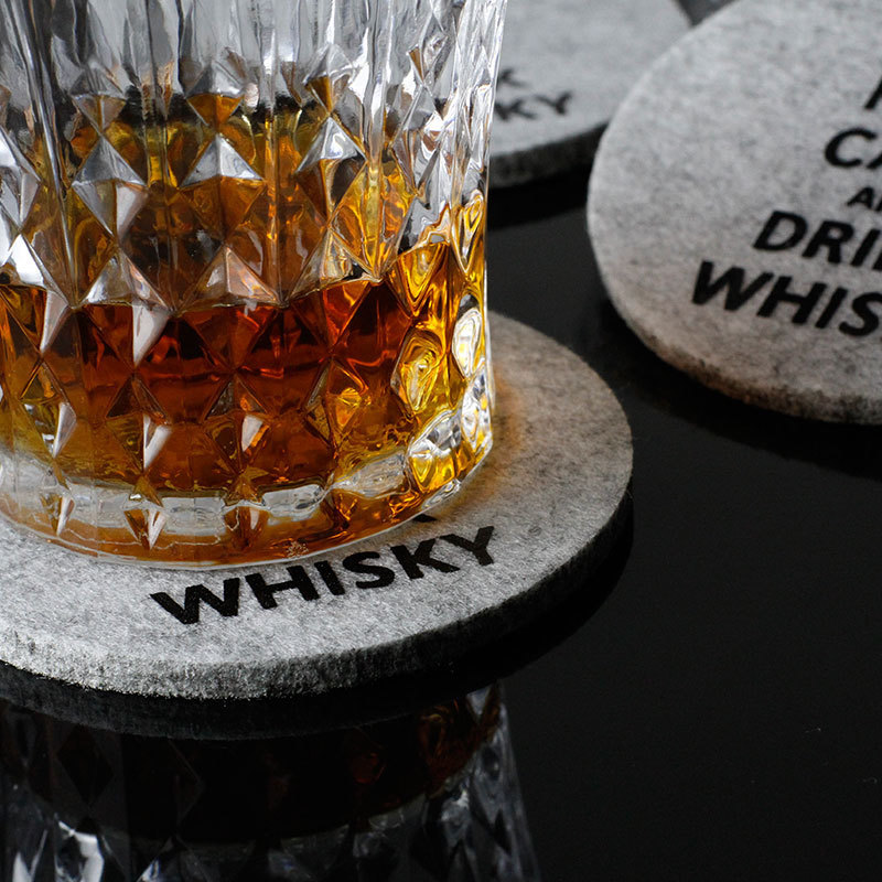 Chamvin británico whisky fieltro Coaster bar occidental restaurante café vino extranjero Copa de Europa