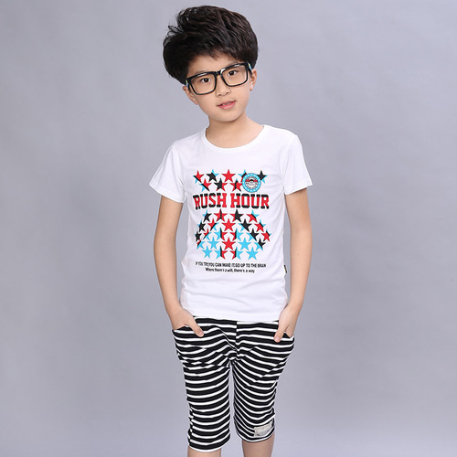 white long socks, black socks, bow tie, collar, tie flowers, belt, hat, camouflage