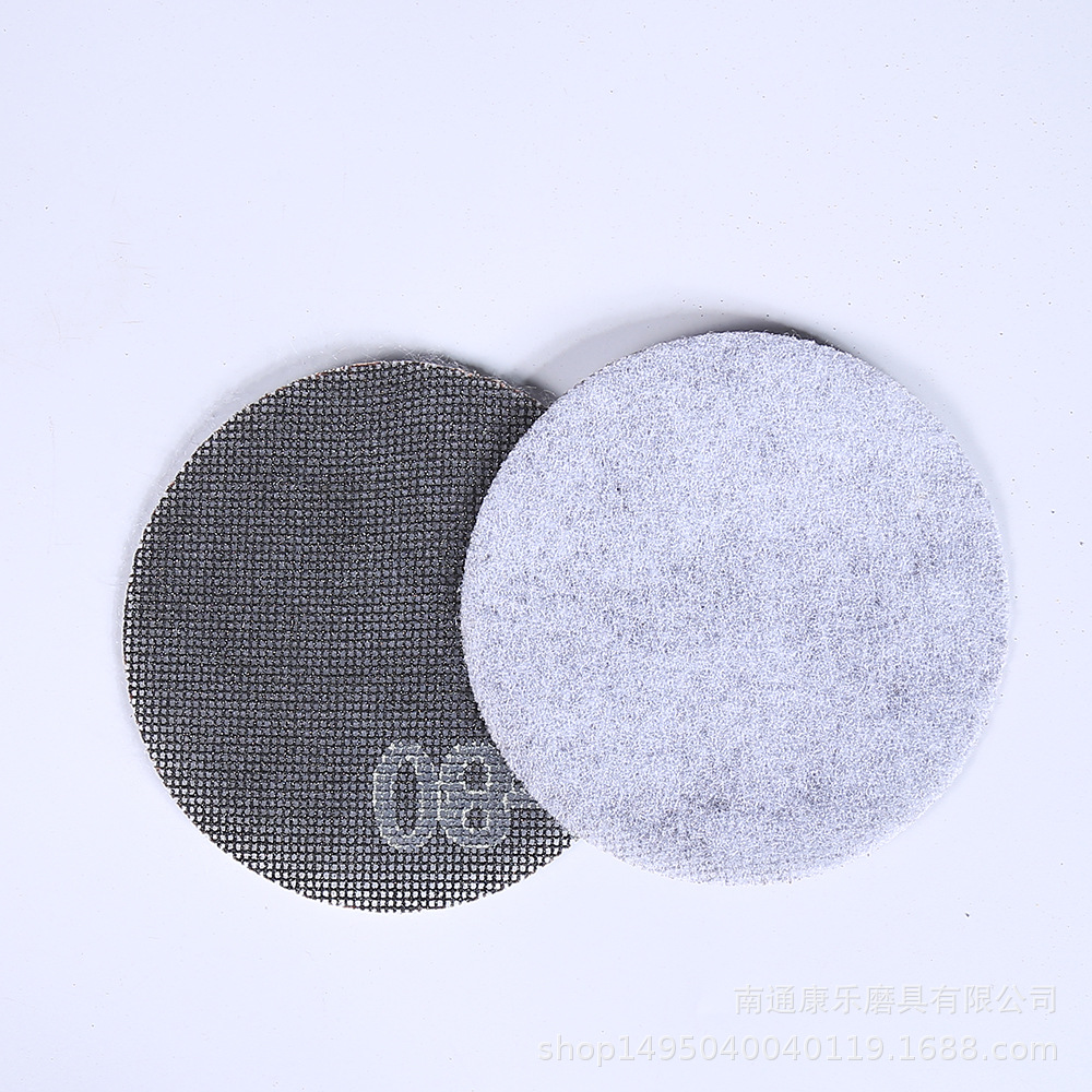 厂家直销网格砂拉绒片打磨抛光氧化铝拉绒砂纸干磨植绒圆盘批发
