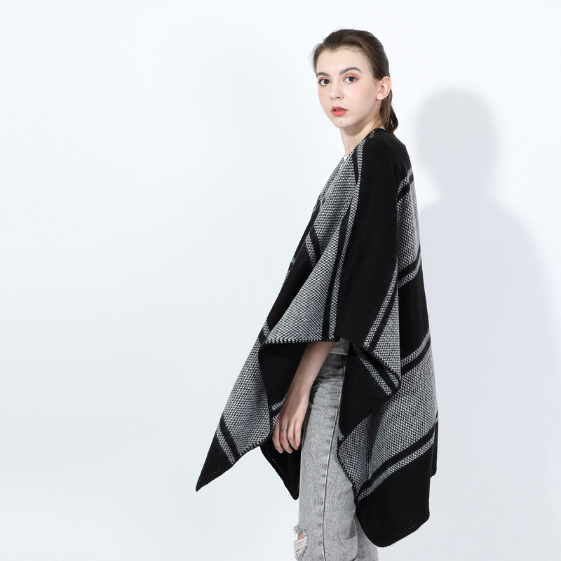 2024 new black white herringbone striped slit shawl cape, fashionable and simple quality cross mirror_viptrois.com