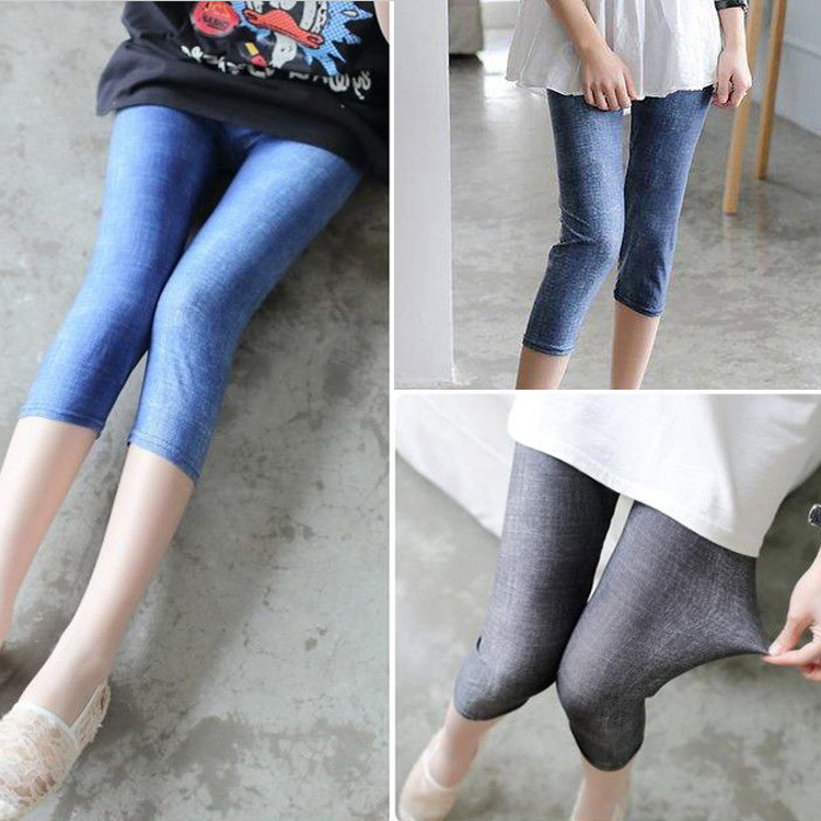 Summer New Women's Milk Silk Brushed Elastic Slimming Look Denim Color Three-Point Leggings Thin Outer Wear Small Leg Pants for Women