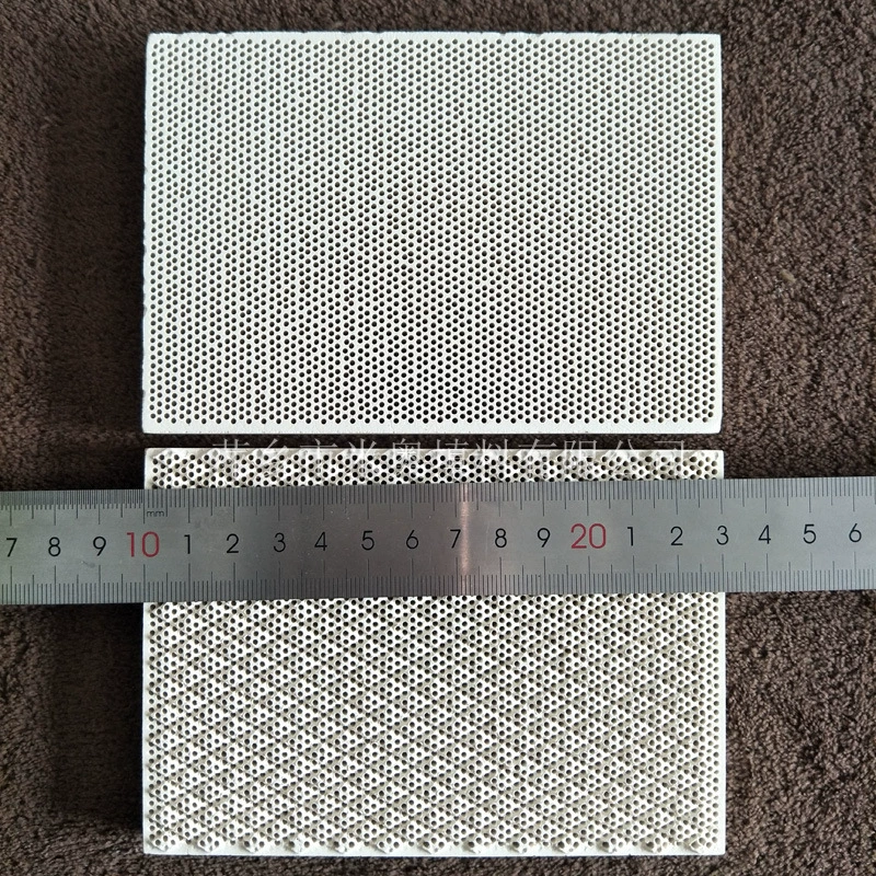 Поставка квадратной инфракрасной сотовой керамической доски для барбекю 132x92x13 мм, ромбовидной кордизитовой керамической доски.