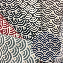 现货供应 21S全涤平纹民族风提花面料 时装箱包色织提花布料