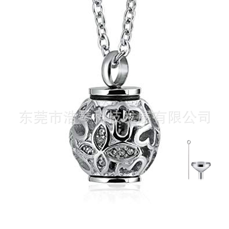 LAZADA popular European and American exquisite jewelry commemorative pet hair cinerary necklace running hollow cinerary casket