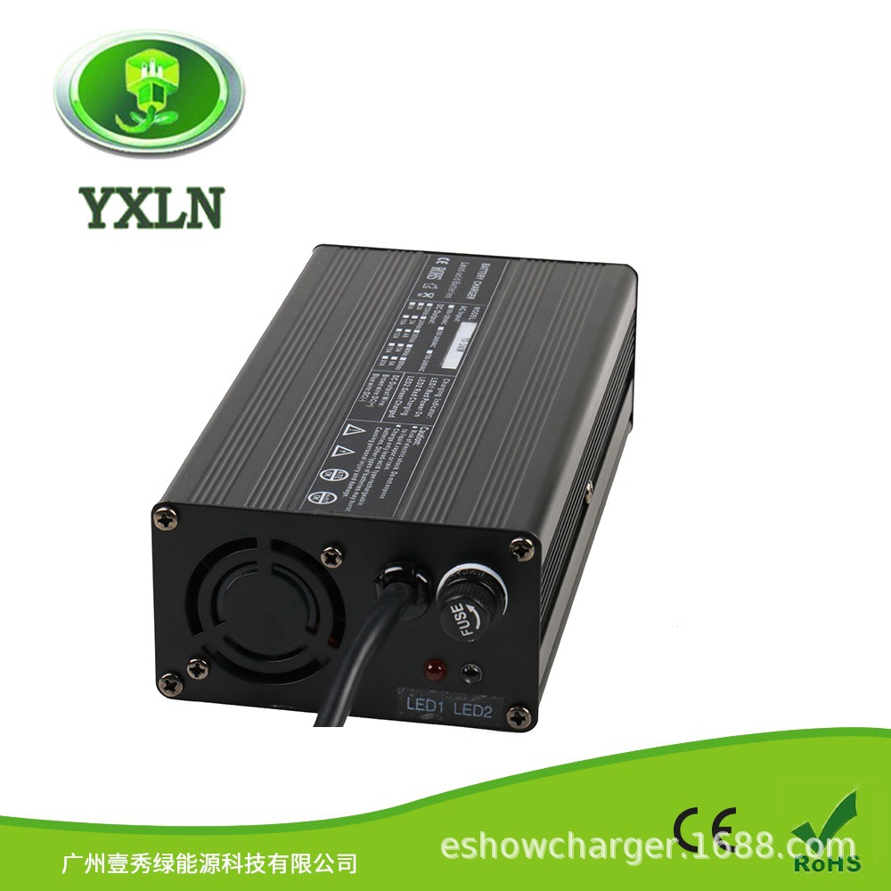 84V锂充电器小型电动推车平衡车72V2.5A铝壳充电器