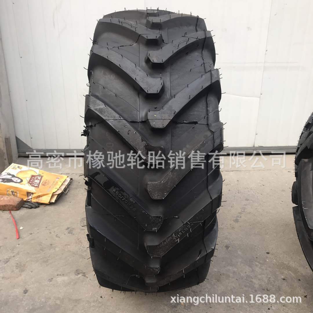 现货销售460/70R24 17.5LR24 联合收割机轮胎 农业钢丝人字胎