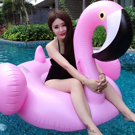 游泳圈;水上充气床;泳镜