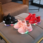 Ребенок свет Обувь 2022 корейская новая версия модели ребенка небольшие кроссовки ребенок случайный мальчиков обувь воздухопроницаемый девочки обувь обувь
