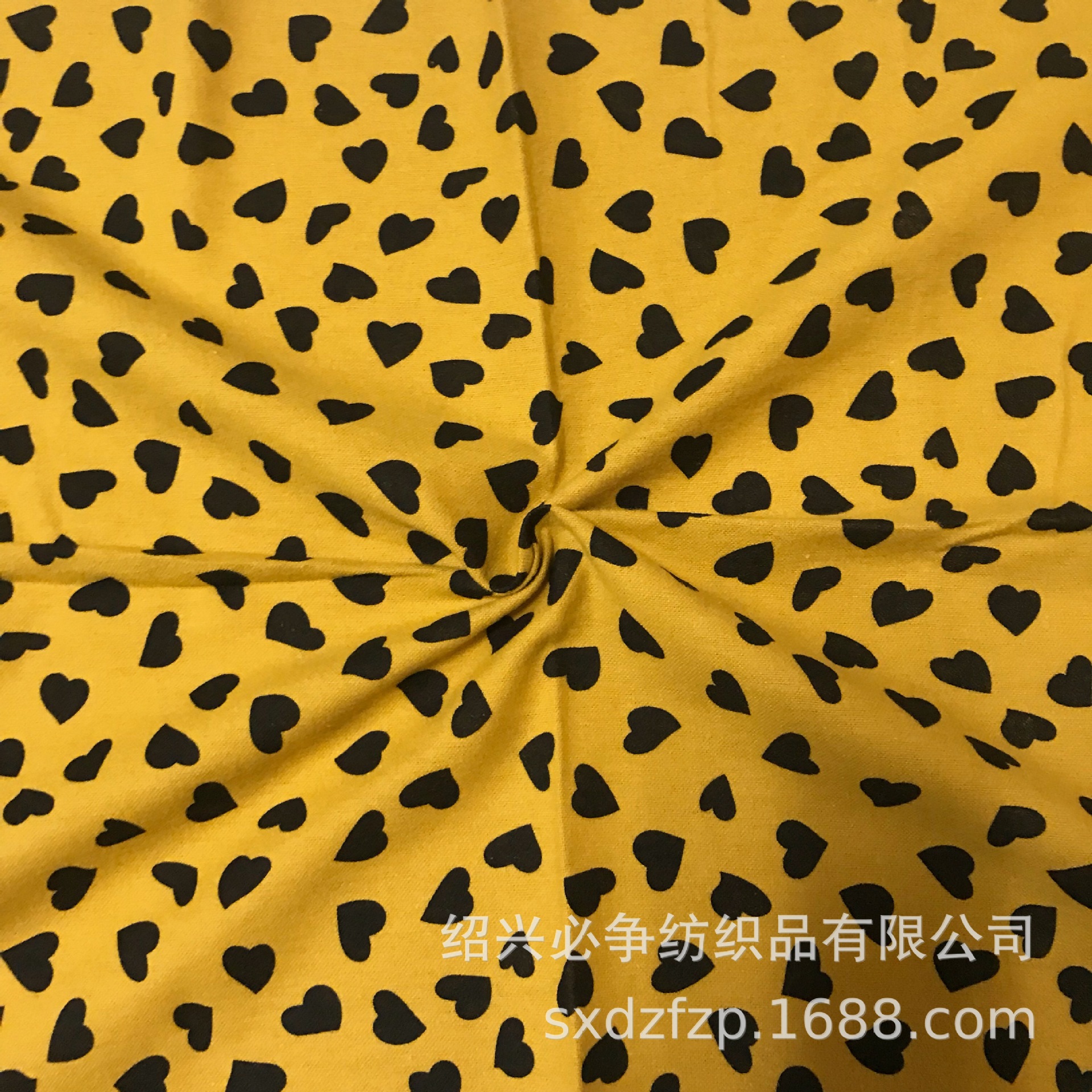 棉质涂料印花布 斜纹1906#爱心花布 睡衣连衣裙衣服里布 现货批发