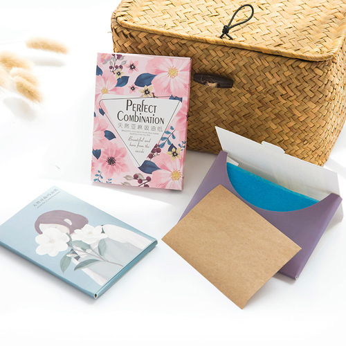 Summer portable blue film linen oil-absorbing facial tissue fresh ladies facial oil-absorbing facial tissue 50 pieces in a box wholesale